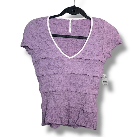 Free People Tops - Free People Women’s Krystal Tee, textured V-neck t-shirt Tuscany Size: X-Small